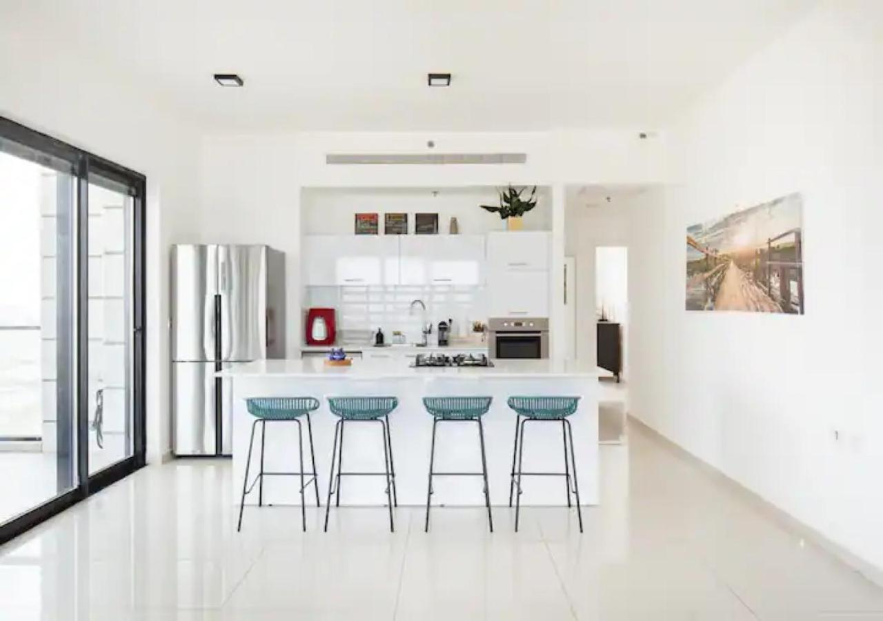 O&O Group- Special Apartment Sea View Luxury Tower Bat Yam Dış mekan fotoğraf