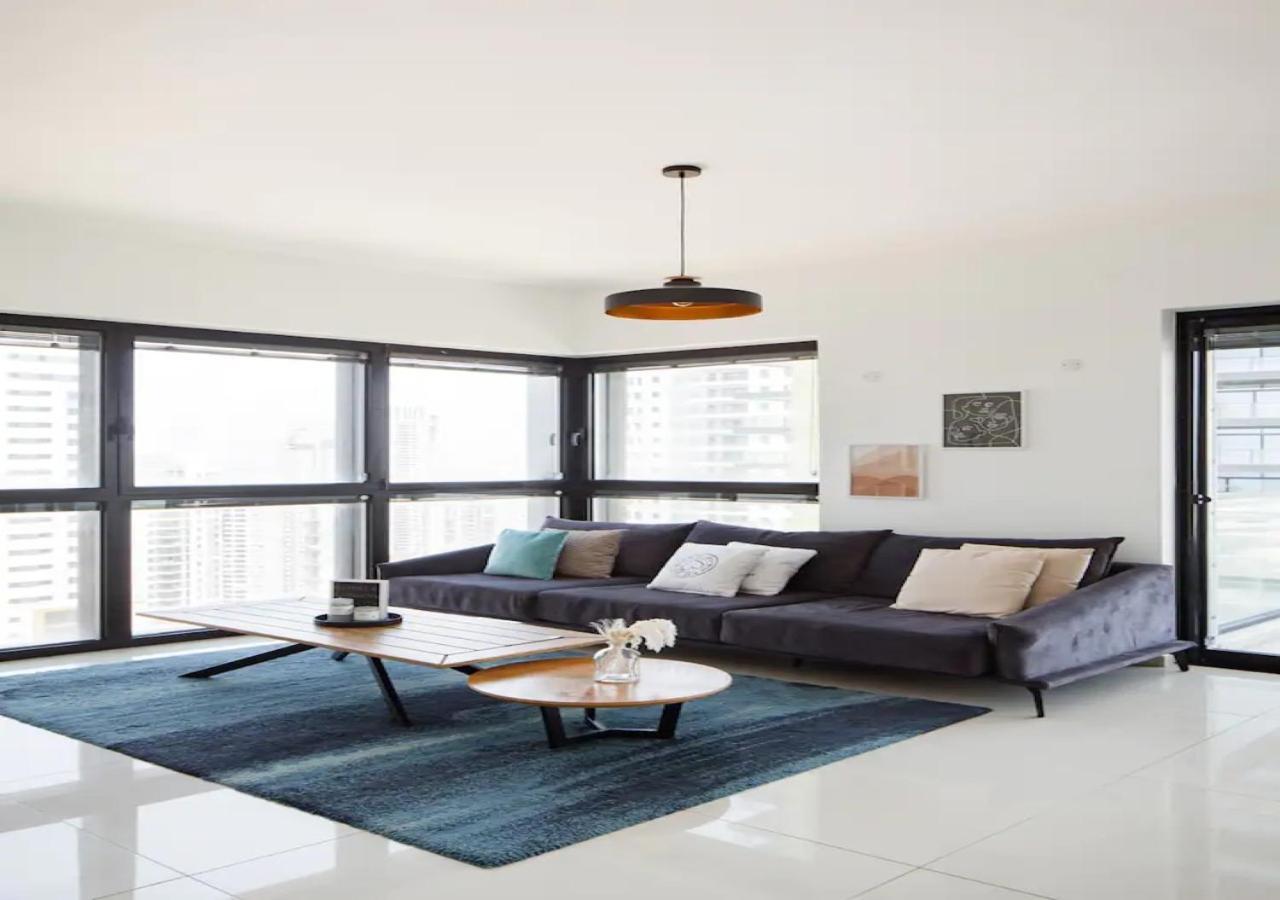 O&O Group- Special Apartment Sea View Luxury Tower Bat Yam Dış mekan fotoğraf