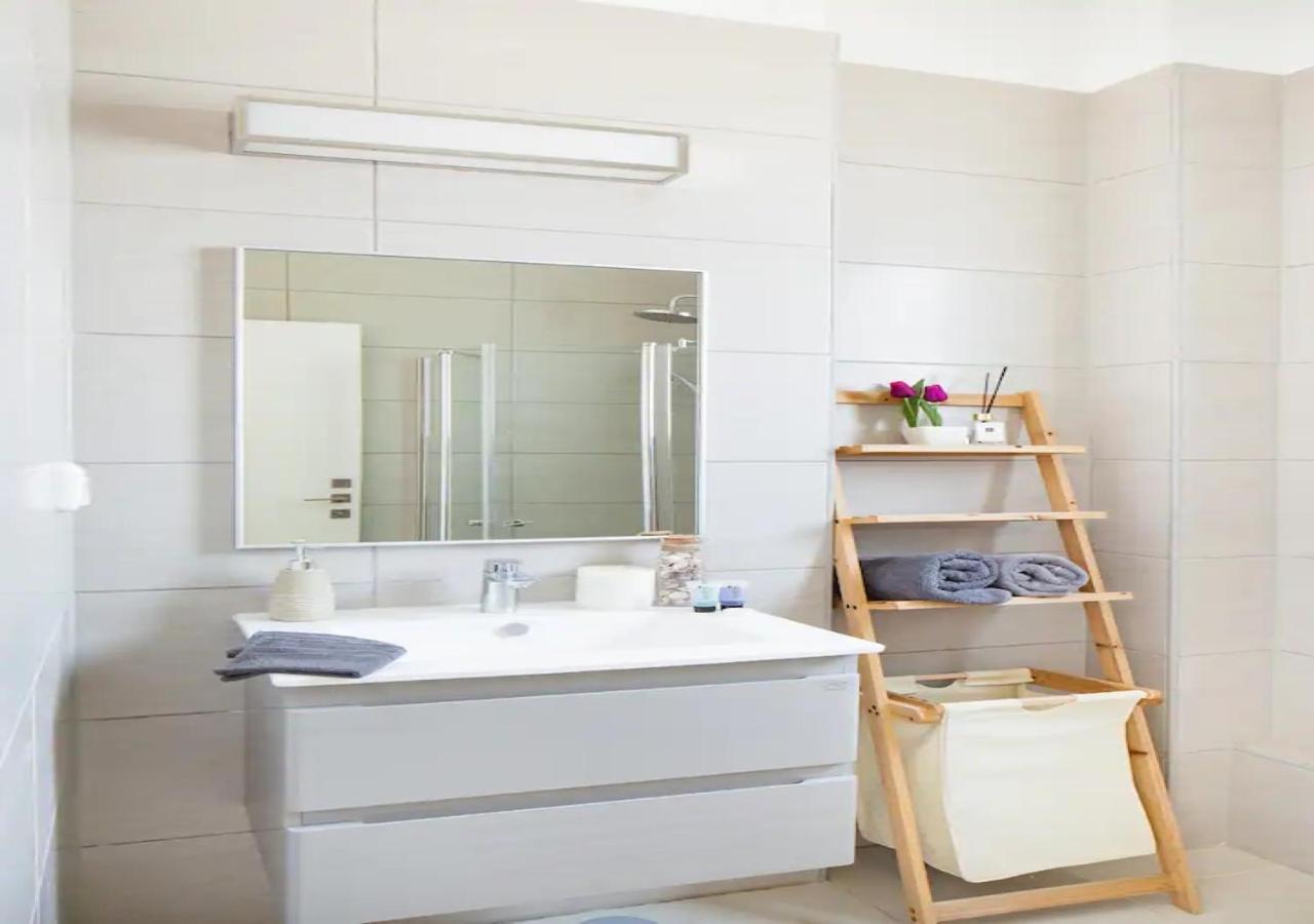 O&O Group- Special Apartment Sea View Luxury Tower Bat Yam Dış mekan fotoğraf